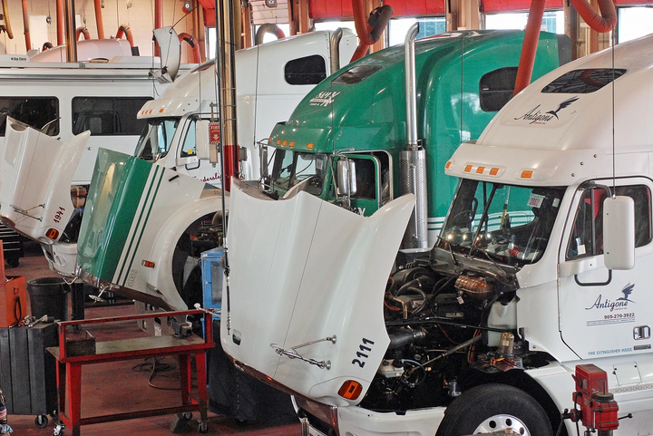 When Should You Replace a Truck for Best TCO?