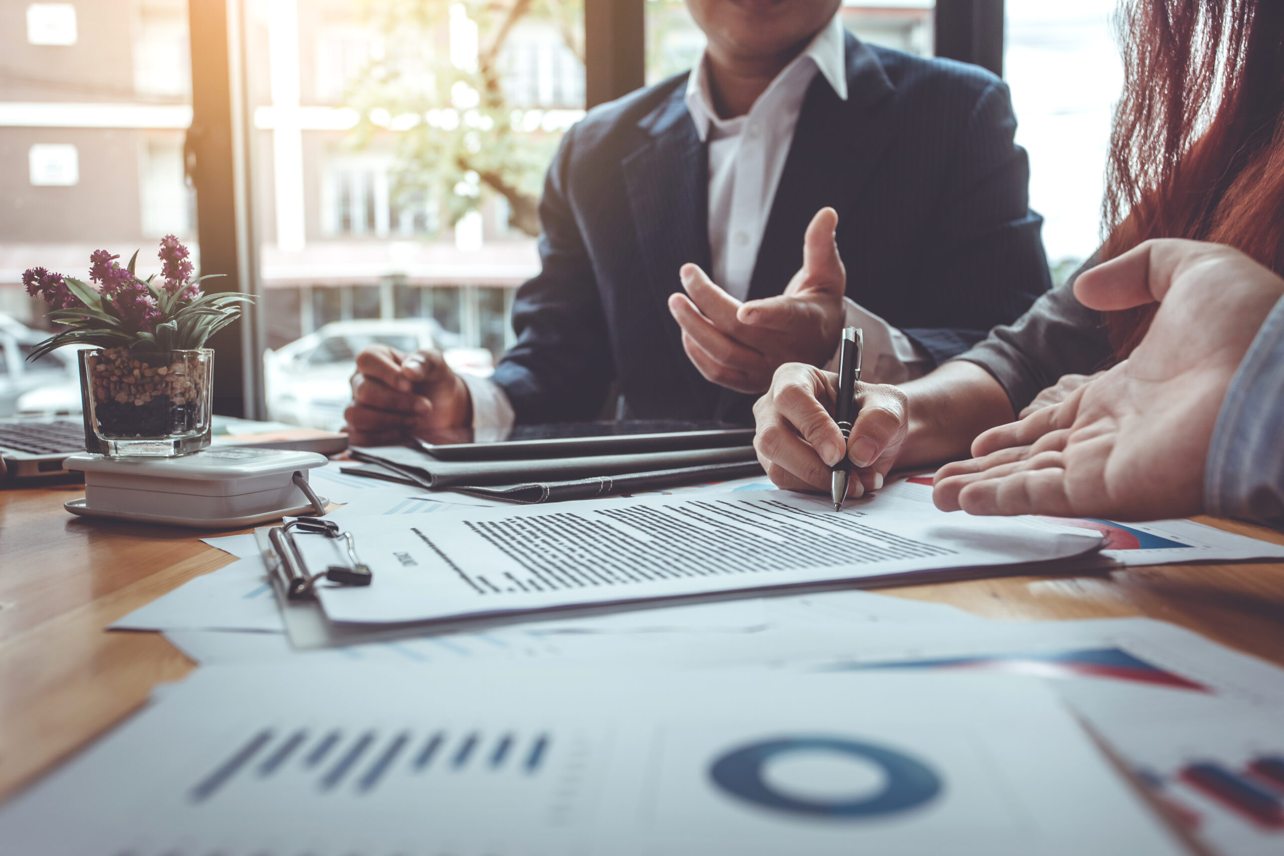 The Growing Importance of Precise Contract Choices in Fleet Procurement for Transportation