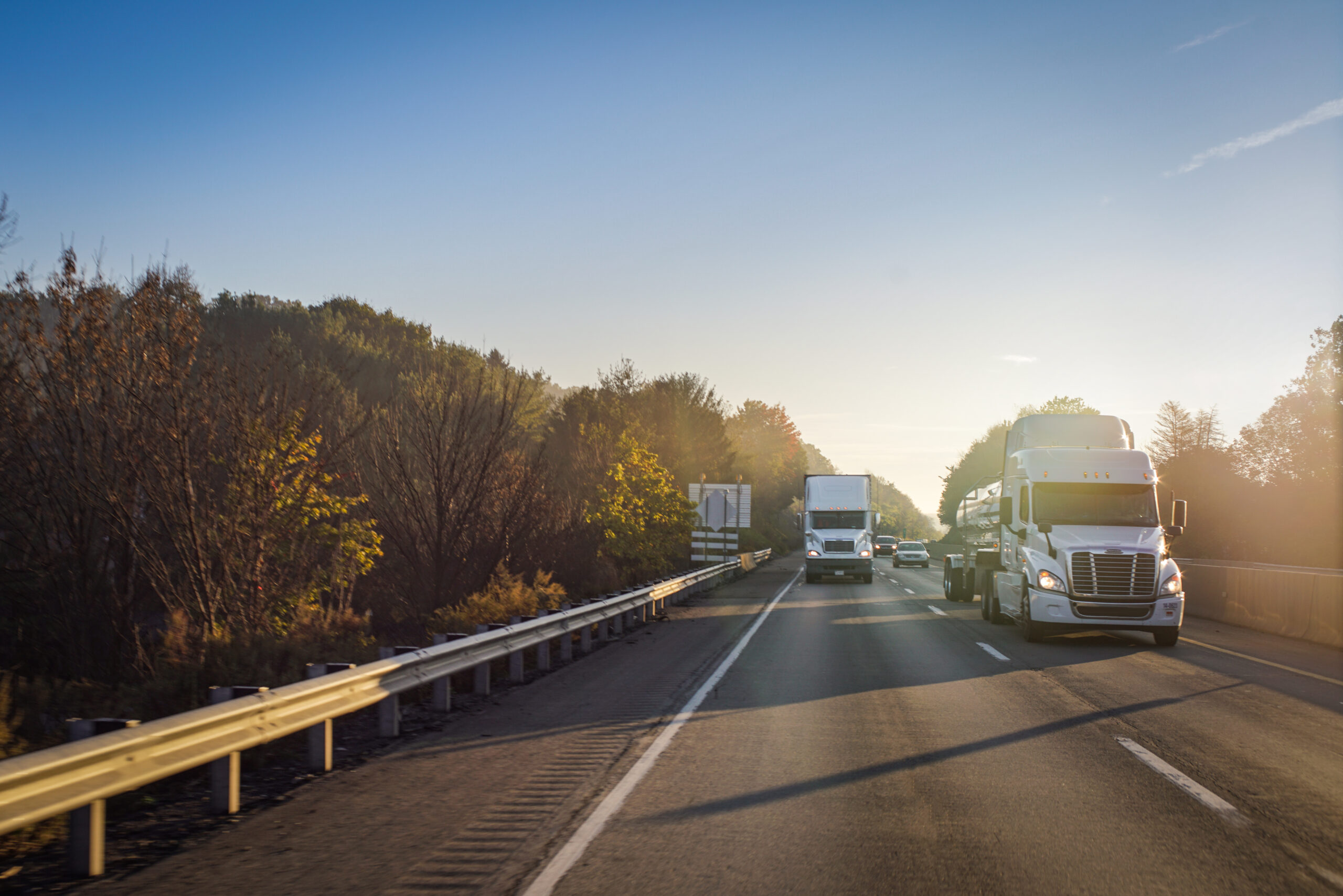 May Extends Slide in Used Class 8 Truck Prices