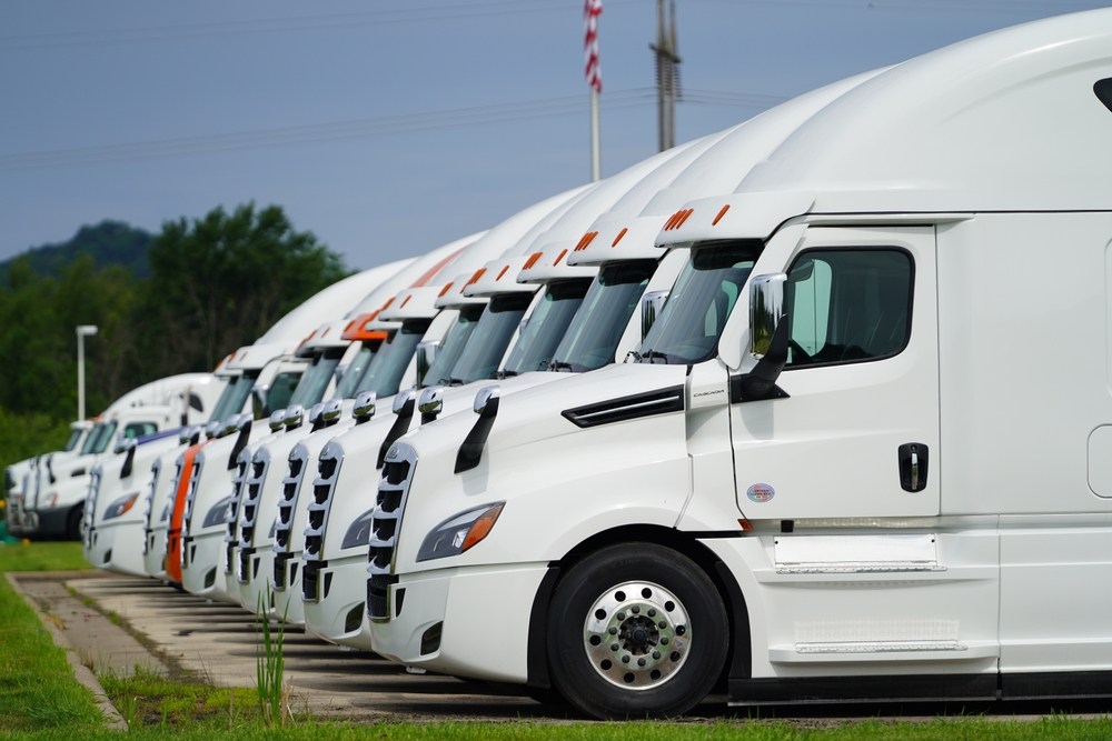 Truck Leasing and Rental Faces the 2027 Prebuy