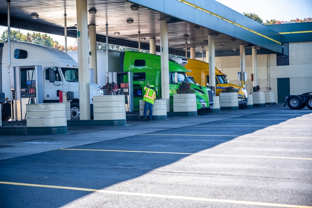 Surge in Diesel Prices Tightens U.S. Trucking Capacity
